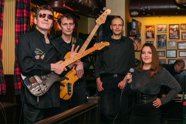 Wonderful Band в ресторане Noisy River 10 декабря